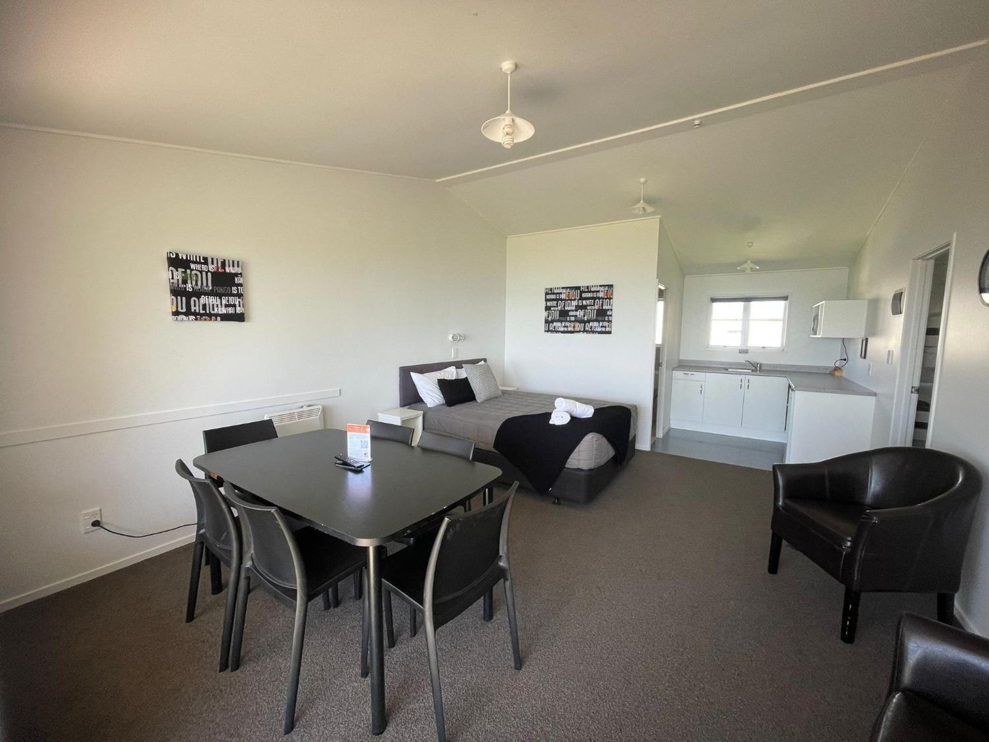 Belt Road Seaside Holiday Park New Plymouth Bagian luar foto